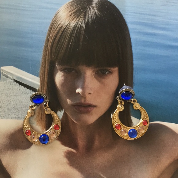 Vintage Jewelry - Beautiful vintage gold plated earrings